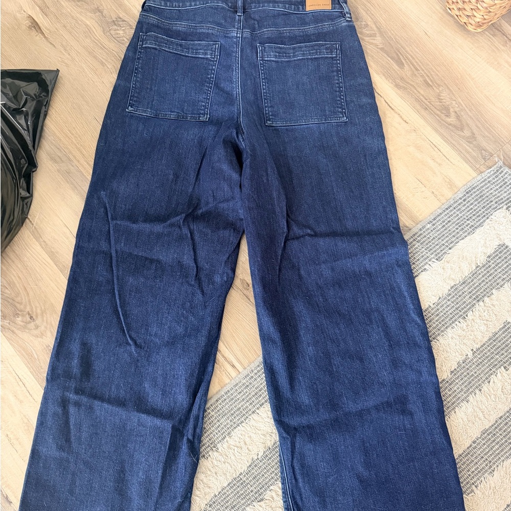 American Eagle super high rise baggy wide leg jeans - Picture 2 of 4